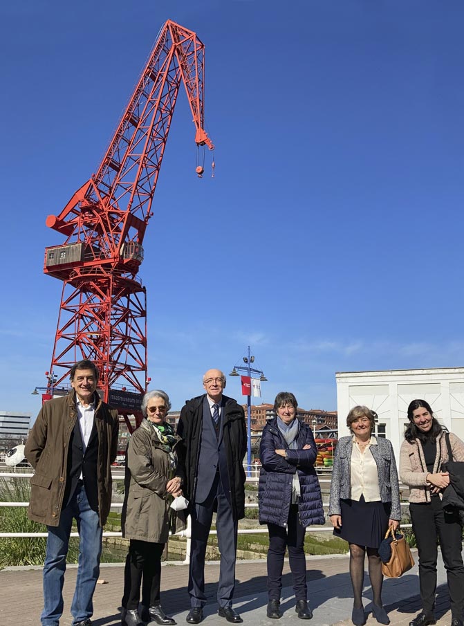 Presentación a los medios de comunicación del Atlas Etnográfico de Vasconia digital, foto de grupo